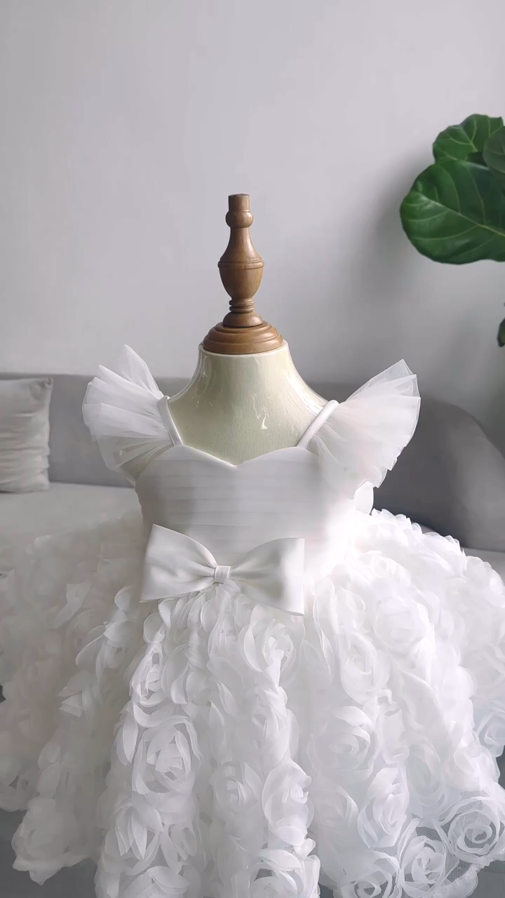 PRINCESS DRESS FOR BABY NHUNG NGUYEN PRINCESS DRESSES