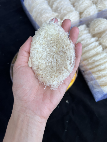 Refined Fiber Bird's Nest Good Price Exclusive Edible Certificate Of Food Safety Conditions A Box 100Gr from Vietnam