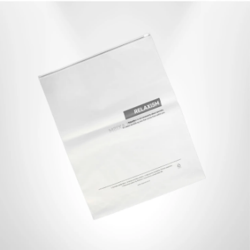 Low Moq Eco-friendly Clear Ziplock Bag With Custom Logo Plastic Packaging Bag For Clothing Featuring a Strong Seal Ideal for Reducing Waste While Keeping Food and Items Fresh