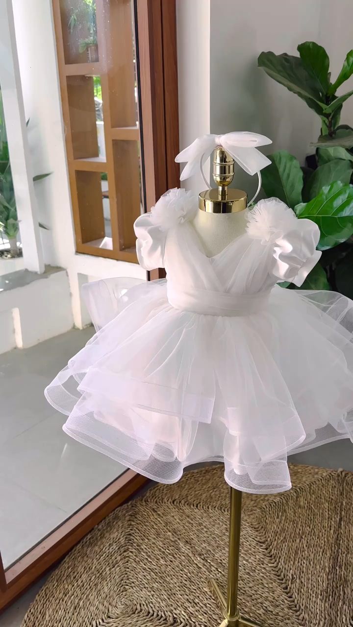 PRINCESS DRESS FOR BABY NHUNG NGUYEN PRINCESS DRESSES