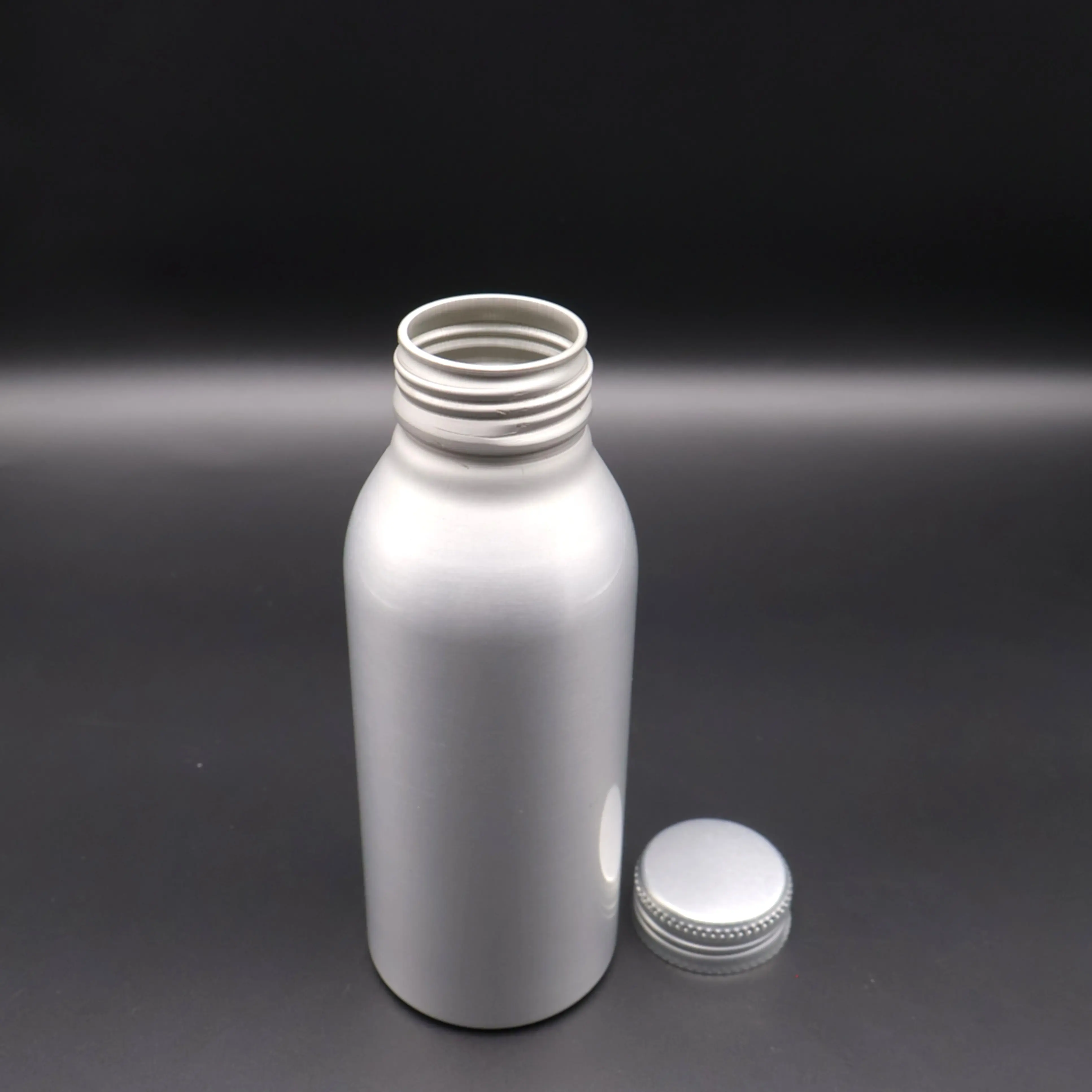 99.7% Pure Aluminum Energy Drink Metal Bottles Vietnam 250 ml 330ml Wholesale Manufacturer's Concept Bottle Open Concept 3