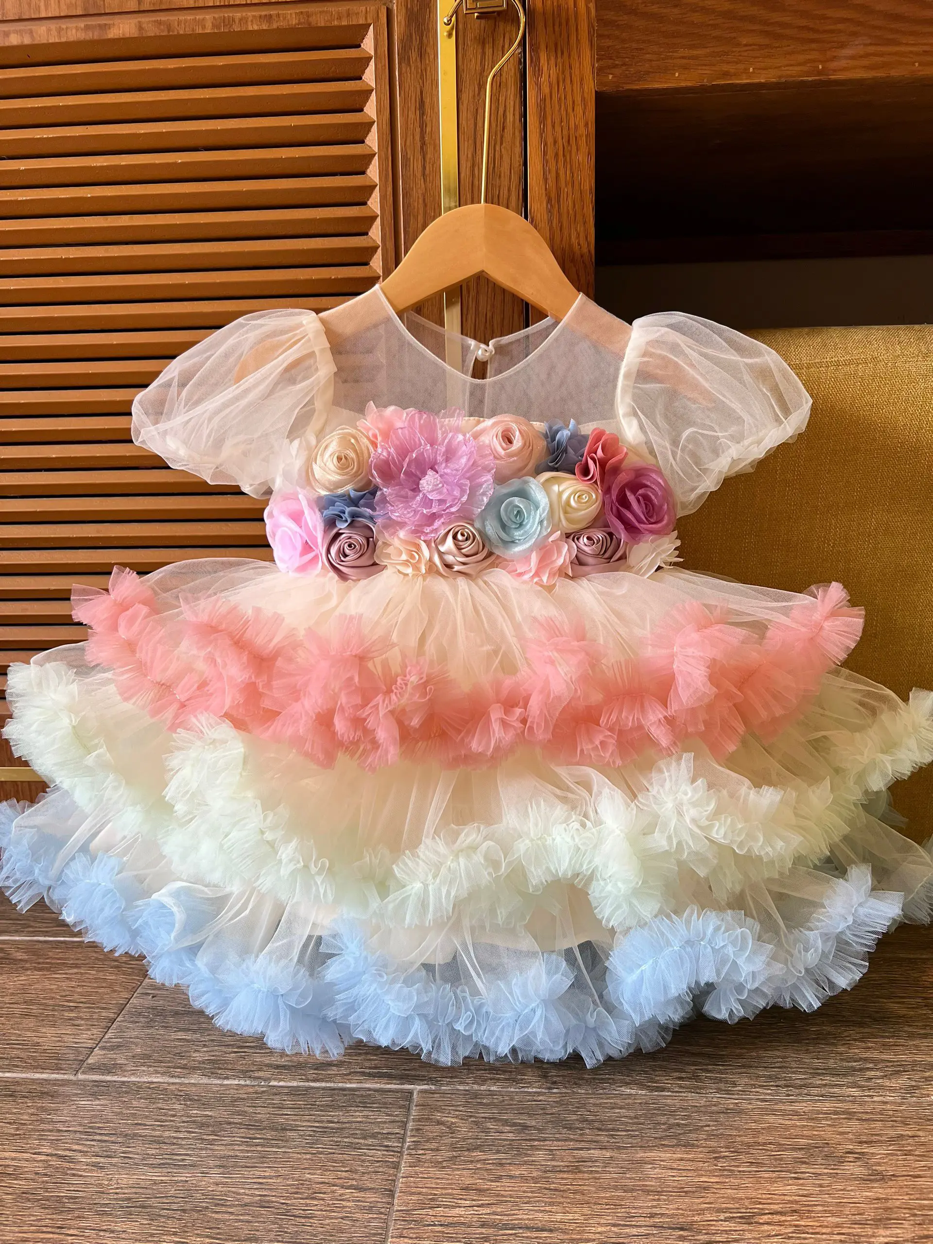 High Quality 3D Cartoon Flower Dress Baby Girls 1 Tier Nhung Nguyen Best Seller Princess Style Small Size Made Vietnam Parties 3
