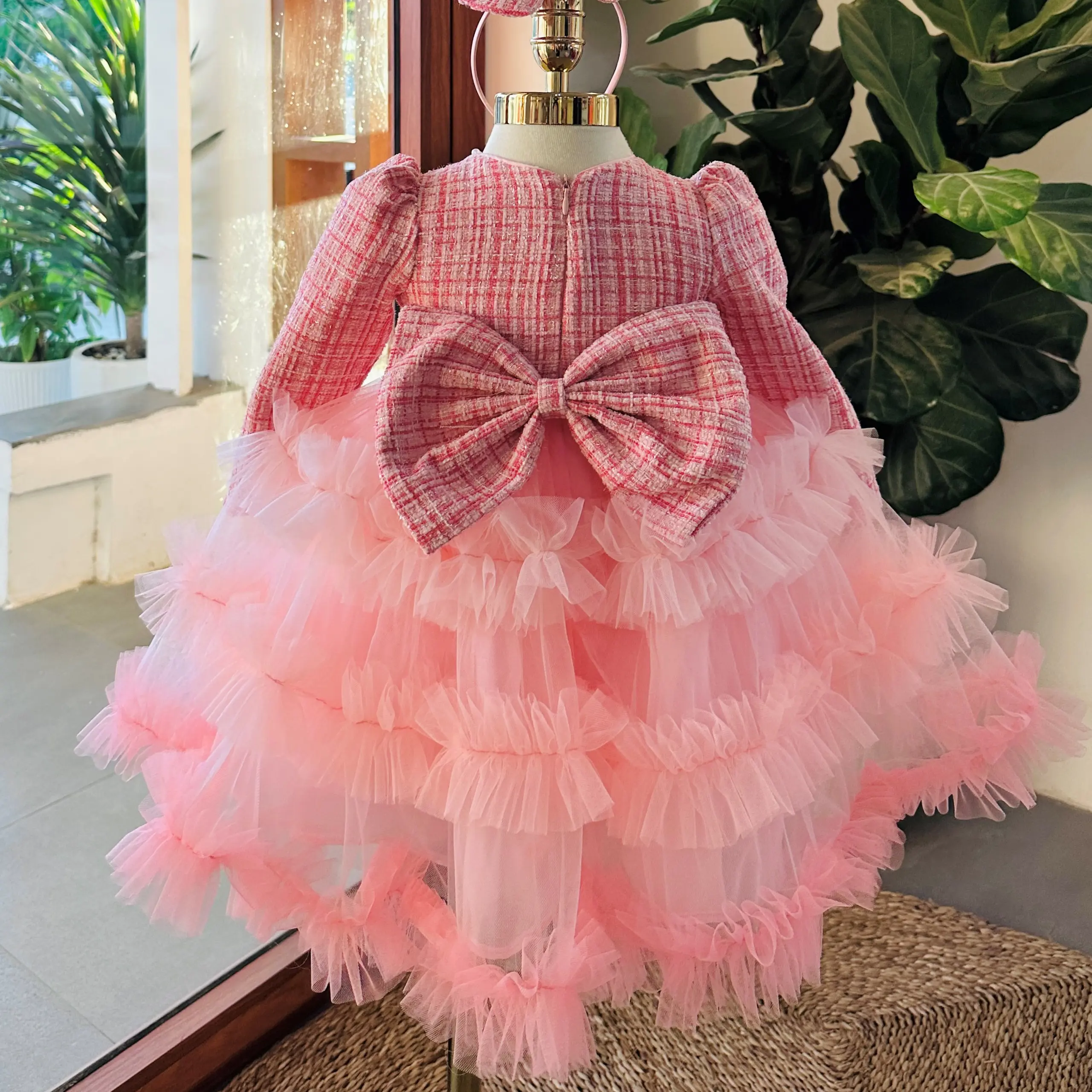 Viet Nam OEM Long-Sleeved Flared Mesh Skirt for Children's Party Soft Tulle Fabric Lovely Warm Winter Spring 7