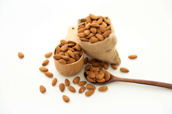 Almond Nuts Cheapest Almonds And Walnuts Sweet Taste Fruits Cheap Price Premium Food Snack Raw Almonds Fruit Dried From Vietnam 6