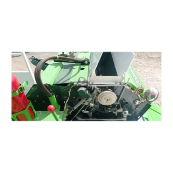 Hot sales Hay baler Grass Baler Machine Grass Tractor Round Hay Baler Factory Direct Sales Vietnam Manufacturer 3