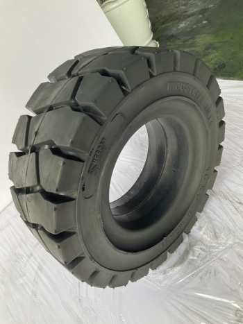 Success Tire For Forklift 16X6-8 Natural Tire Wholesale Bearing Strength Using For Forklift Iso Customized Packing Vietnam 6