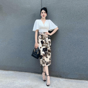 2023 Elegant Women's Clothing from Vietnam Supplier: Casual New Style Dress, Leopard Skirt, and Patchwork T shirt Dress. 2