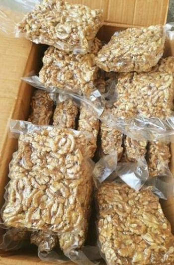 High Quality Organic Bulk Nuts Wholesale Premium Customized Packaging Walnuts Raw Walnuts Kernels From Vietnam Manufacturer 6