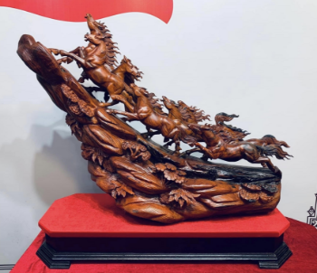 Viet Nam Traditional Fengshui Poly Resin Home High Quality Decoration Sculpture Wood Texture Horse Sculpture Manufacturer 8