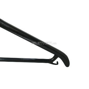 Best Selling Competitive Price Wholesale Black Plastic Hanger J414 Customized Hangers For Cloths Anti-Slip Low MOQ Made In Vietnam 3