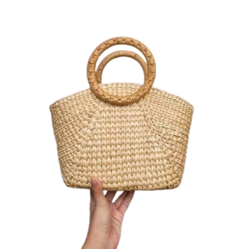 Woven Rattan Bag High Quality Water Hyacinth Bag For Holiday Decoration Classic Style Light Brown Color Vietnam Manufacturer 3