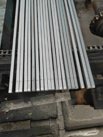 Hot Selling For Building Structures JIS G3101:2015 Steel Square Solid Bar High Quality Made In Vietnam 3