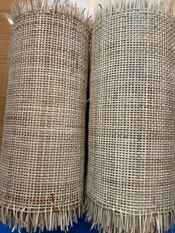 Handmade Square Mesh Rattan Webbing Cane No Fading Used For Living Room Furniture And Handicrafts Customized Packing Vietnam 3