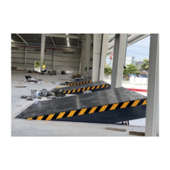 Hot Selling Dock Leveler Hydraulic Lifting Platform Dock Leveler Electric Container Platform Lift Truck Warehouse Logistic Equipment 5