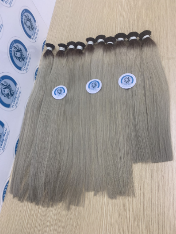 V-Tips Hair Extensions From Vietnamese hair Supper double drawn quality with the hair soft smooth and thick the end 6