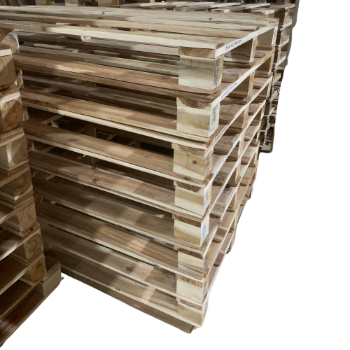 Good Price Pine Wood Pallet Convenient Packaging International Standard Flexible Wooden Pallet Size Safe For Health Reuse For High Value Economic  5