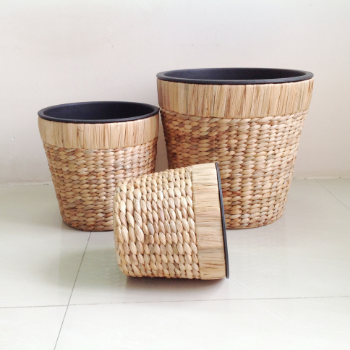 Good Quality Set Of 4 Rice Nut Weaving Water Hyacinth Plant Pots Pp Pots Lining Double Flat Rims Natural Color Rice Nut Weave 4