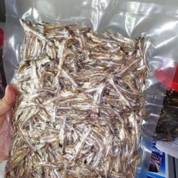 Dried Anchovy Factory Professional Hot Selling Dried Anchovy Fish For Exporting Production Bulk Dried Small Fish From Wholesale 4