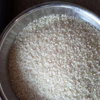 100 Broken Rice Price ODE/OEM Delicious Food Rice HALAL BRCGS HACCP ISO 22011 Vacuum Packed Asia Manufacturer 4