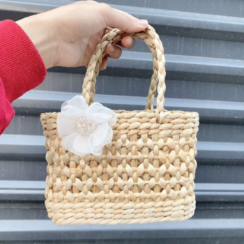 Water Hyacinth Bag Top Seller Rattan Bag Door Gift For Holiday Decoration Classic Style Light Brown Color Made In Vietnam 6