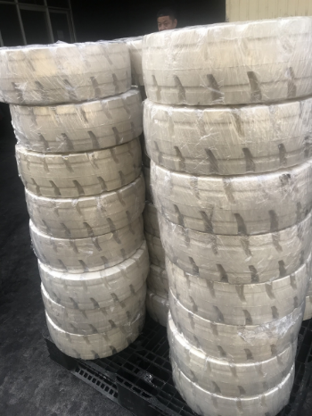 MR-SOLID 7.00-12 non marking tires Natural Rubber Tire Variety Three-Layer Rubber Structure vietnam tire manufacture 3