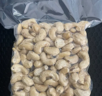 Arabica Coffee Green Bean Good Price Export Food High Protein Vaccum Bag Made In Vietnam Trading 1