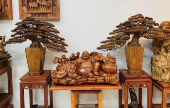 Sculptures Standing Floor Decoration For Hotel Interior Custom Wood Carving Sculpture Art Viet Nam  5