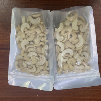 Cashew Kernels Making Candy Broken 100% Raw Crunchy Reasonable Price Customizable Packing Vietnamese 1