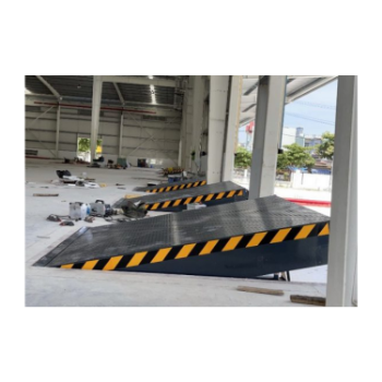 High Quality Dock Leveler Hydraulic Lifting Platform Dock Leveler Electric Container Platform Lift Truck Warehouse Logistic Equipment 6