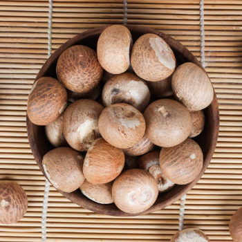 Competitive Price Good For Health Wholesale Price High Quality Dried Areca Nut Berries Betel Nuts From Vietnam Manufacturer 1