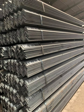 SS400 Equal Angle Steel  Steel For Construction Good Price V 80 x 80 x 6.0ly Black Low Carbon Made In Vietnam 1