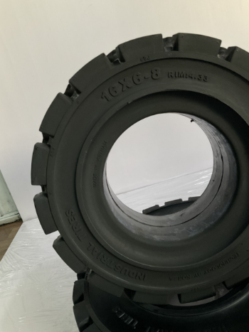 MR-SOLID rubber Tire For Forklift 16X6-8 Tire For Sale High Specification Bearing Strength Bearing Strength ISO Customized Packing 1