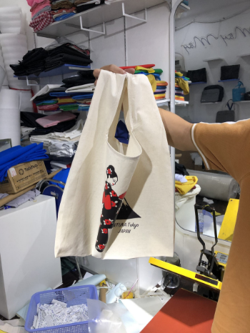 Customized Size Recyclable Eco-friendly Fashionable Custom Canvas Bag OEM/ODM Manufacturer From Viet Nam 1