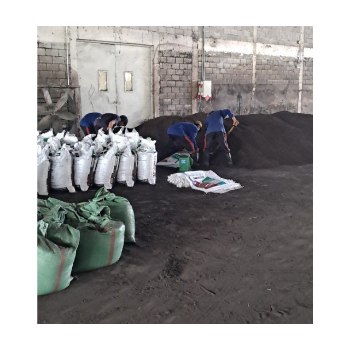 Sundried Chicken Manure Humus Fertilizers Organic Fertilizer Organic Plant Fertilizer Broiler Ross From Vietnam Manufacturer 2