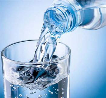 Super Water Reasonable Price Clean Healthy Super Water Clean Healthy Ngoi Sao Brand Natural Mineral Water in Vietnam 2