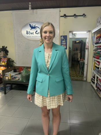 Tropical Suit Factory Price Nice Design Cashmere Fabric OEM ODM Vest Suit for Men and Women made in Vietnam  2