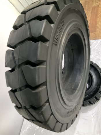 MR-SOLID Tire For Forklift 7.50 - 15 Super Durable Hot Product Bearing Strength Using For Forklift Iso Customized Packing Asian 1