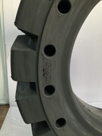 MR-SOLID Tire For Forklift 33X12-20 Natural Tire Wholesale Bearing Strength Using For Forklift Iso Customized Packing Vietnam 5