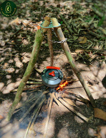 Combo Triangular hanging plate and Wood for camping picnics  3