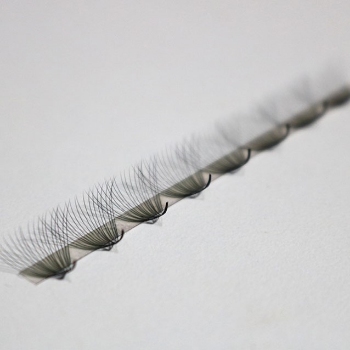 Best Price 18D 0.03 Volume Lashes C D Curl Eyelash Extension 0 07 0 10 Heat Bonded False Eyelashes Premade Fans Soft Black OEM 13