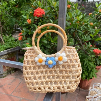 Water Hyacinth Bag Customized Service Rattan Beach Bag For Holiday Decoration Classic Style Light Brown Color Made In Vietnam 5