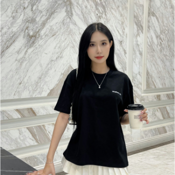 Wholesale 2024 Custom Black White Tshirt 2024 Fashion Women Delivery 100% Linen OEM ODM Service Casual From Vietnam Manufacturer (copy) 5