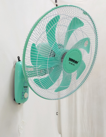 Wall Fan 16 inch Yanfan Competitive Price 1-Wire Wall Fan T402 electric oscillating air cooler fan from Vietnam Manufacturer 4