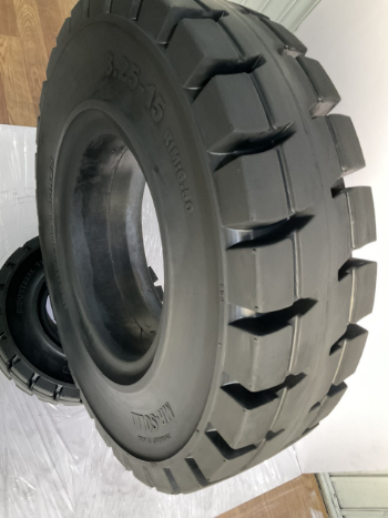 MR-SOLID Tire For Forklift 8.25-15 Super Durable Competitive Price Bearing Strength Customized Packing Made In Vietnam Factory 3