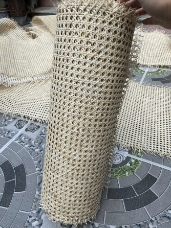 Best Sale Oval Mesh Rattan Cane Webbing Natural Color Used For Living Room Furniture And Handicrafts Customer's Request Packing