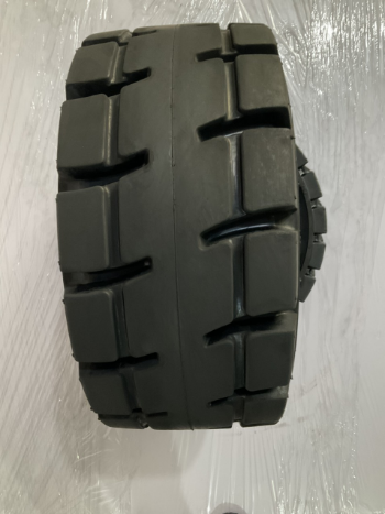 MR-SOLID Tire For Forklift 200/50-10 Hot Product Bearing Strength Using For Forklift ISO Customized Packing From Vietnam 4