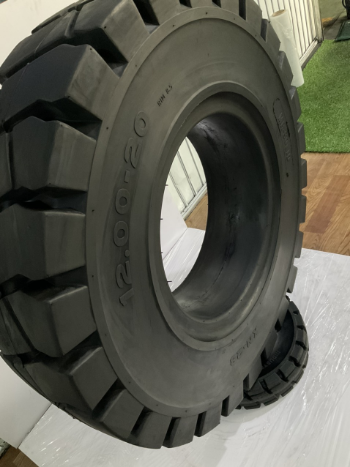 MR-SOLID for forklift 12.00-20 Black Tire Hot Selling Three-Layer Rubber Structure Using For Forklift Iso Customized Packing 3