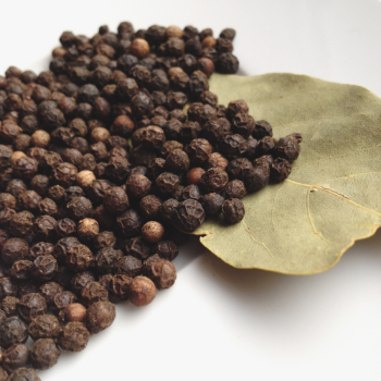 Best Price Black Pepper Spice Natural Granule Customized Packaging Made In Vietnam Manufacturer 4