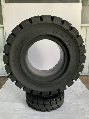 MR-SOLID Tire For Forklift 300-15 Natural Tire Wholesale Bearing Strength Using For Forklift Iso Customized Packing Vietnam 7