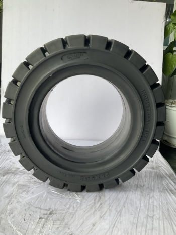 Success Solid Tire For Forklift 28x9-15 New Tires Hot Selling Low Wear Using For Forklift Iso Customized Packing Made In Vietnam 8